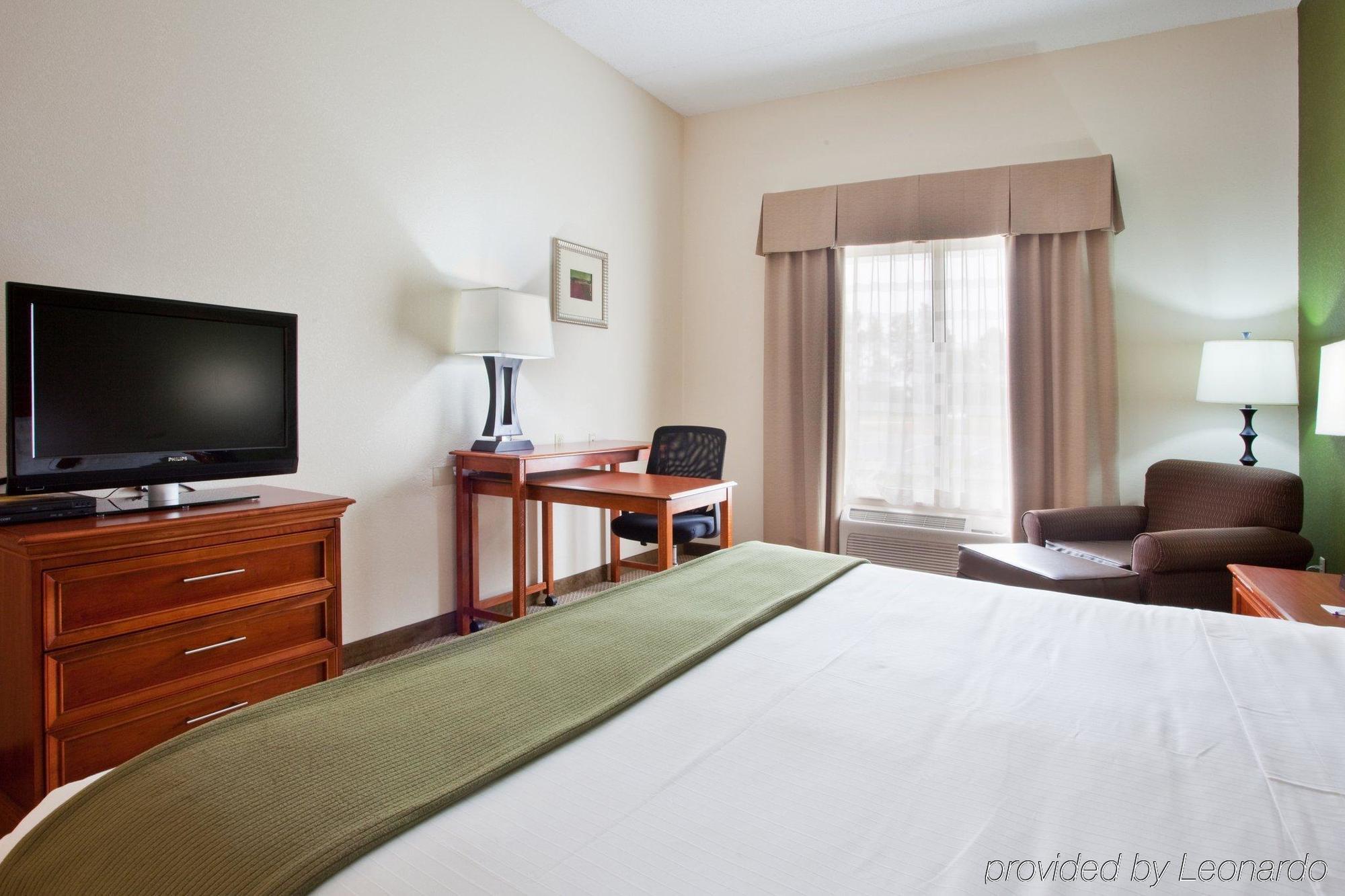 Holiday Inn Express Hotel & Suites Dublin By Ihg Номер фото